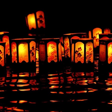 Celebriamo insieme O-bon – Sejiki-e: la Festa delle Lanterne. Venerdì 11 Agosto 